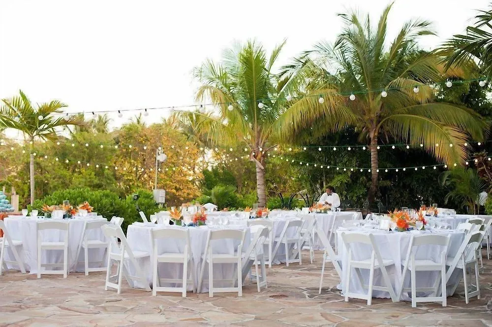 ****  Pelican Bay Hotel Freeport Bahamas