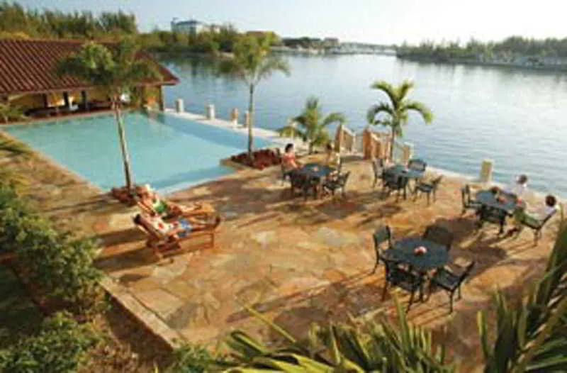 ****  Pelican Bay Hotel Freeport Bahamas